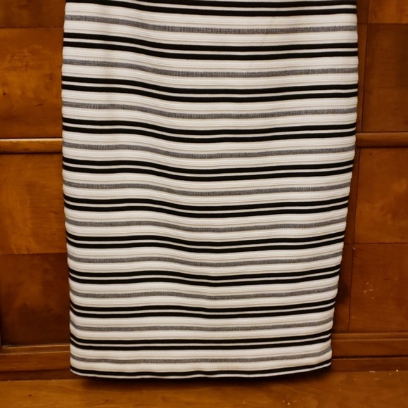 Calvin Klein White Stripe Sleeveless Dress Size 4 - Picture 6 of 8
